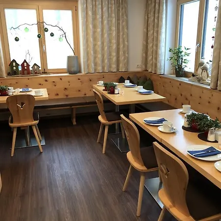 Arlenweg 3* St. Anton am Arlberg